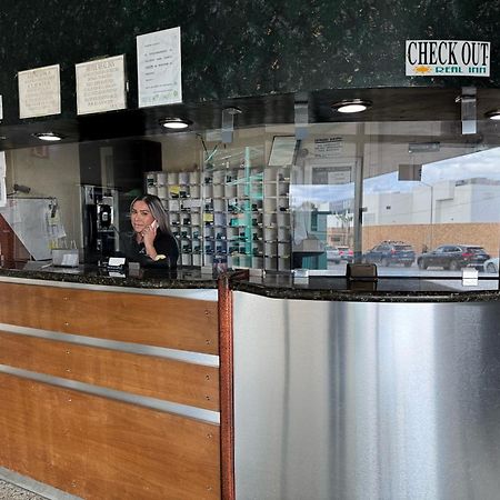R Inn De Tijuana Exterior foto