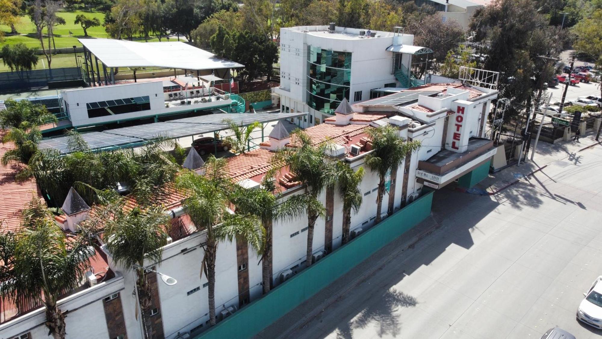 R Inn De Tijuana Exterior foto