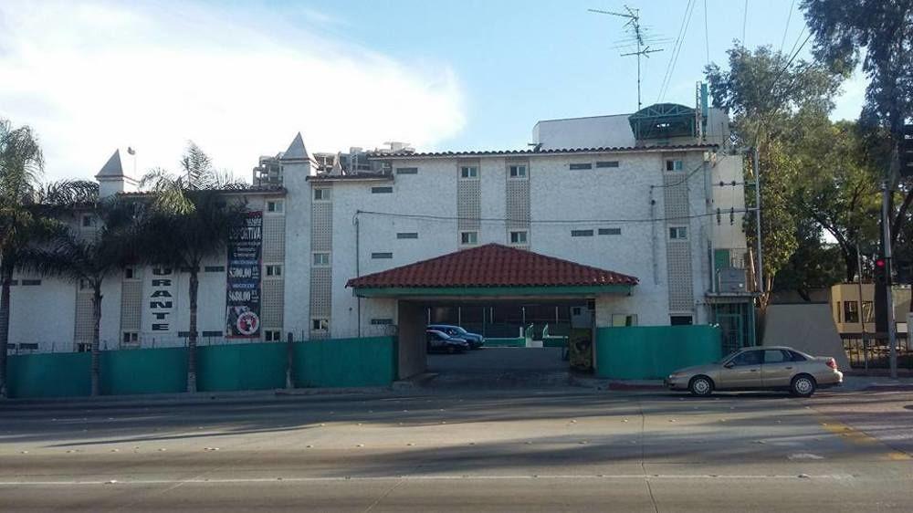 R Inn De Tijuana Exterior foto